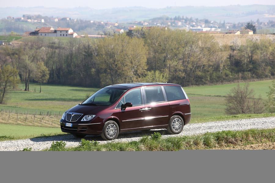  Lancia Phedra 2002 года  (фото 83 из 123)
